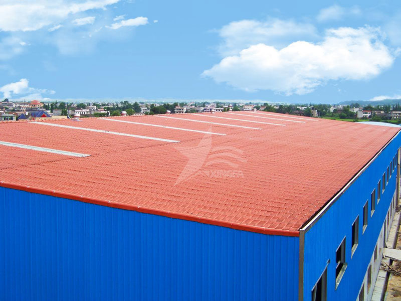 大连PVC厂房防腐瓦：解决腐蚀性工厂屋顶问题的明智选择